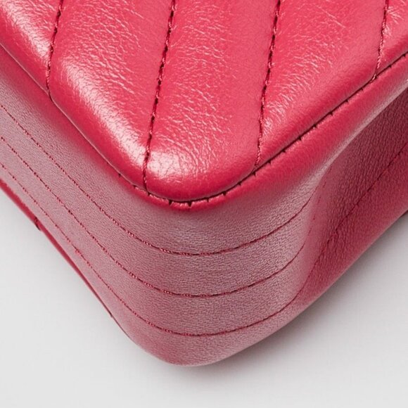 Chanel Pink Chevron Quilted Lambskin Leather Classic Mini Rectangular Bag - Picture 4 of 10